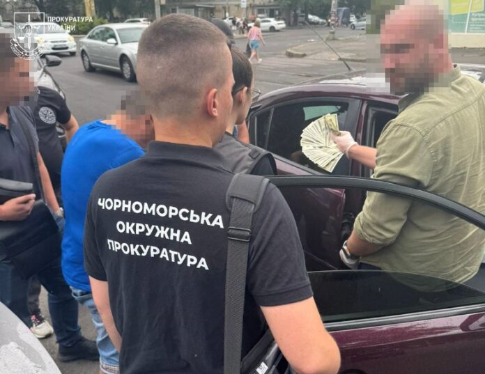 Співробітнику Одеської міськради інкримінували корупційні дії