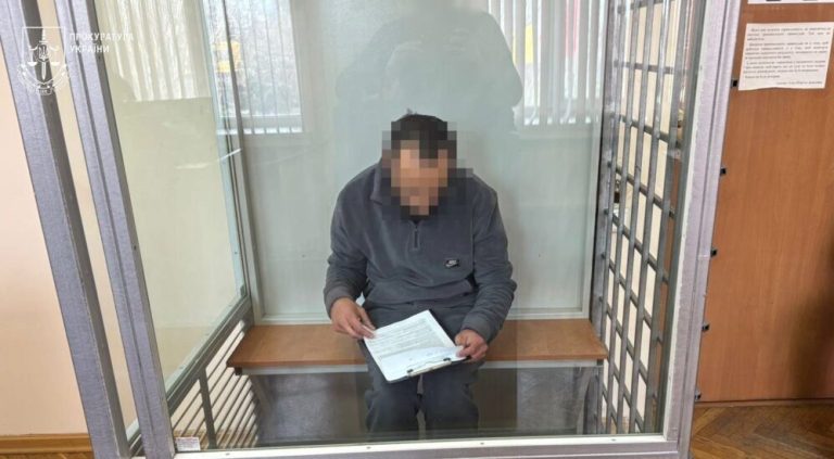 В Одесі чоловіка звинувачують у ґвалтуванні 7-річної племінниці протягом кількох років і створенні порнографічних відео