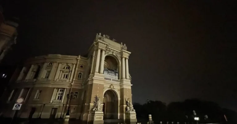 У ДТЕК пояснили, чи зменшаться в Одесі відключення світла і як працюватимуть графіки