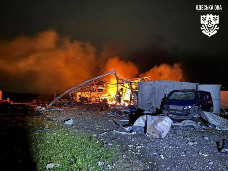 Одещина в полум’ї: ворожі дрони знову завдали удару по енергетичній інфраструктурі регіону