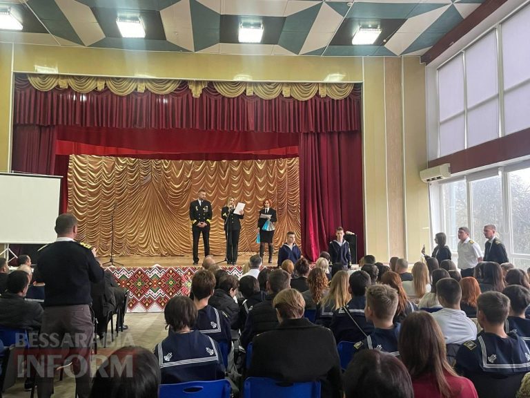Під кілем — сім футів удачі й музика в серцях: Ізмаїльський ДФК НУ «ОМА» відзначив свій день народження