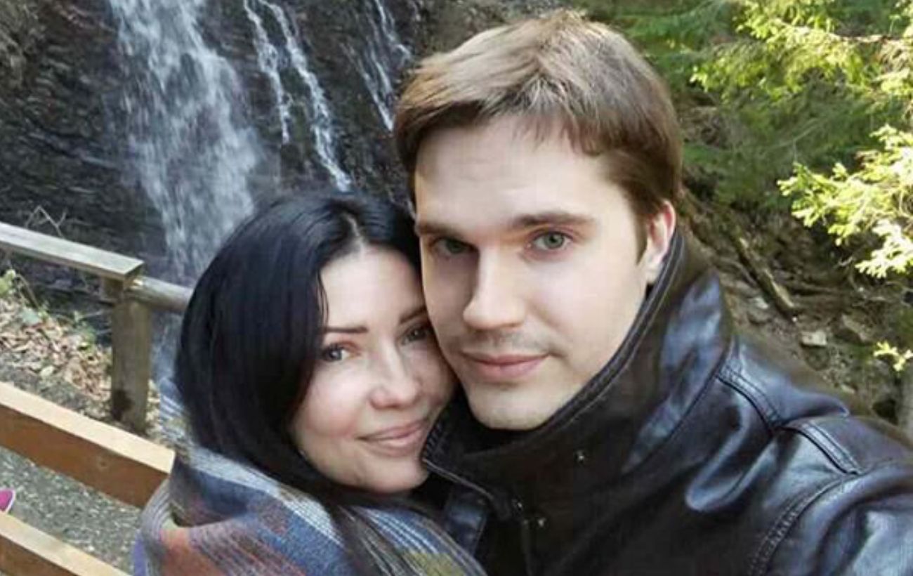 Лама пояснила, чому не квапиться до весільного altar