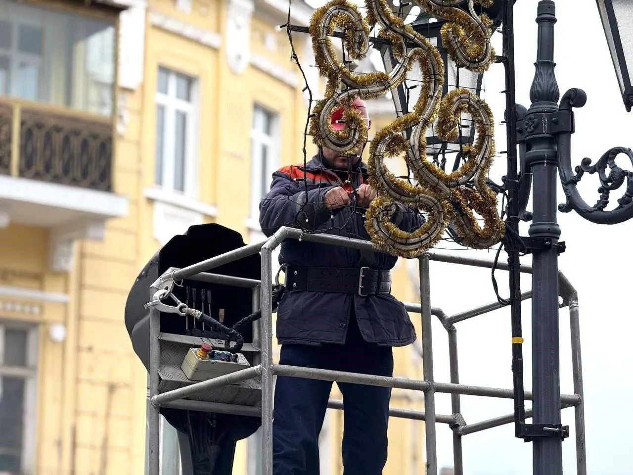 В Одесі стартували приготування до новорічного декорування