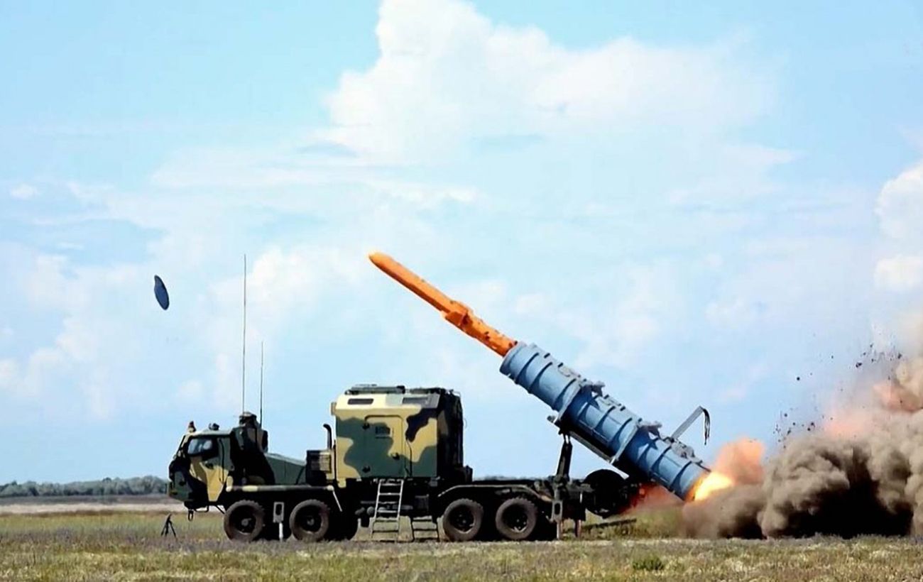 Запуск ракети “Довгий Нептун” по РФ 14 листопада: нові кадри