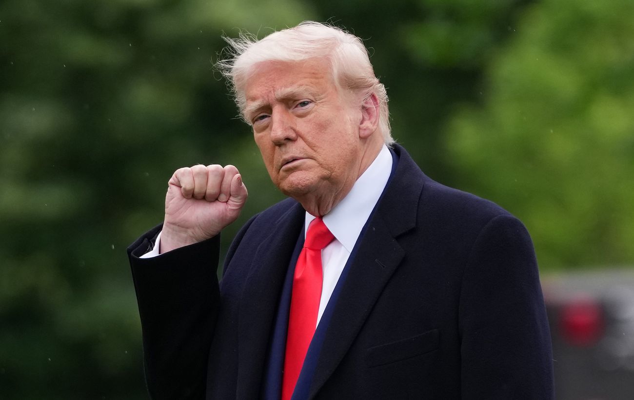 Трамп пролетів на літаку над стадіоном у Меріленді і遭нав освистування з натовпу