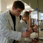 Окупаційна влада впроваджує військові елементи в освітню систему Бердянська