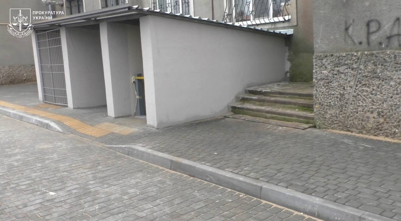 В Одеському регіоні підрядник і інженер спорудили укриття за необґрунтовано високими цінами