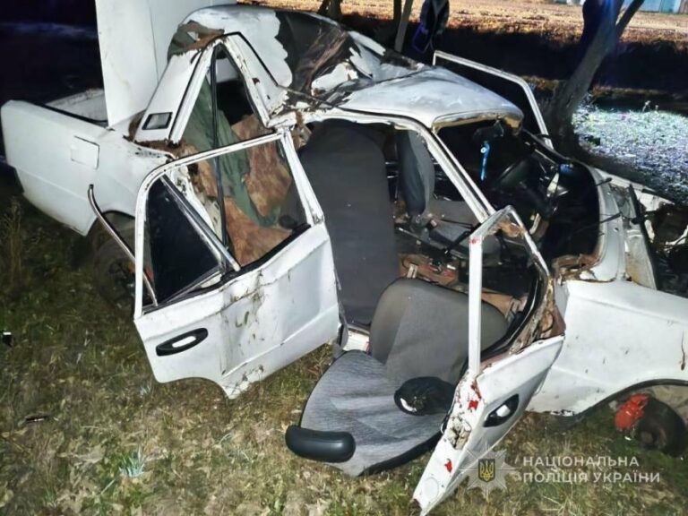 Троє дітей потрапили до лікарні після п’янства 21-річного водія на Одещині, – ФОТО