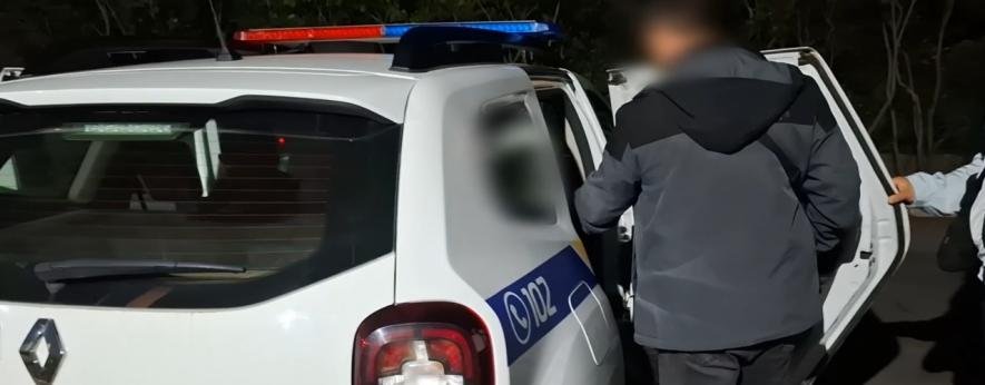 Вдень на Одещині в масках напали на підлітка