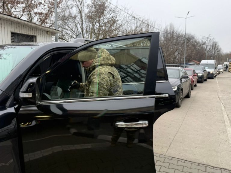Південні траси Одещини в заторах — найкритичніші ділянки доріг