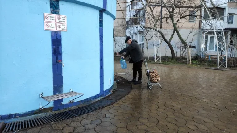 Де в Одесі доставляють технічну воду і як працюють бювети