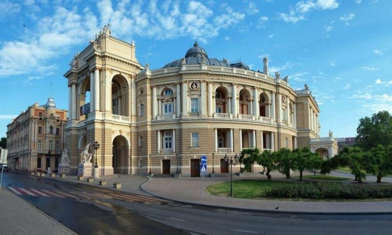 Вистава «Брехня» принесла Одеському театру ляльок дві нагороди премії «ГРА»