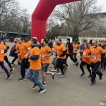 Благодійний забіг в Одесі об’єднав учасників проти гендерного насильства — фото