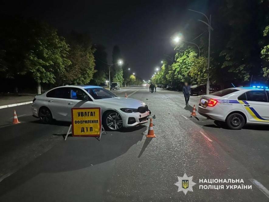 В Одеській області двох водіїв притягнуть до суду після аварії, яка залишила мотоциклістів із переломами та в лікарні — ФОТО