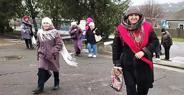До Дня української хустки одеські жінки вирушили в оригінальну мандрівку