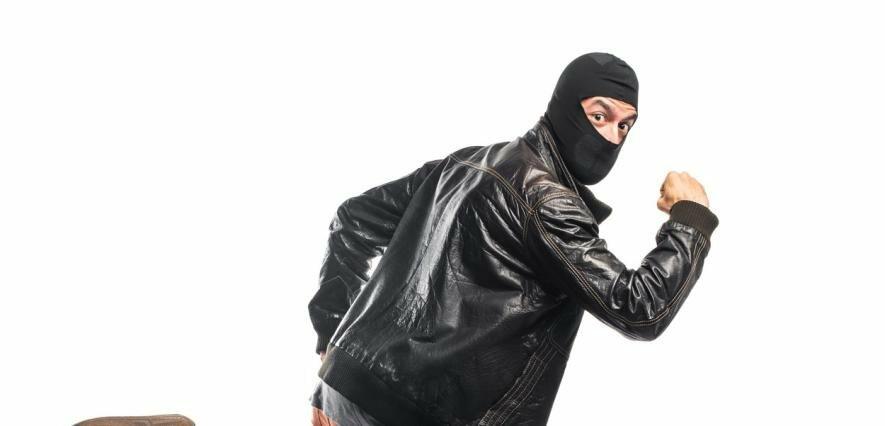 Одесит знову попався на шахрайстві — ошукав літню жінку на гроші