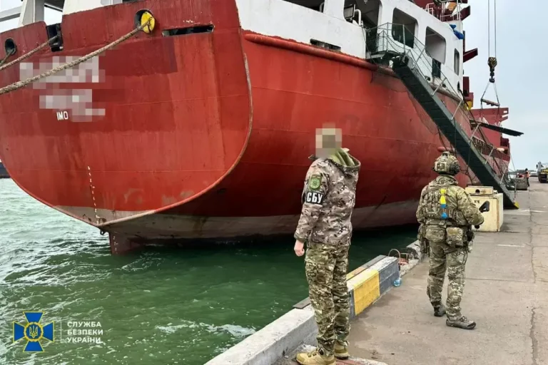 Затримання судна в Одесі — як Росія вивозила українське зерно через тіньовий флот