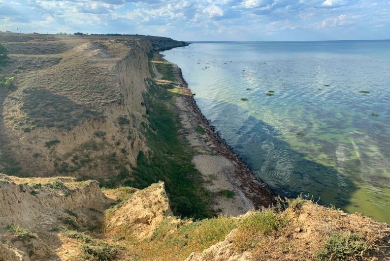Білгород-Дністровський морський порт оголосив торги на ділянку піску в Дністровському лимані