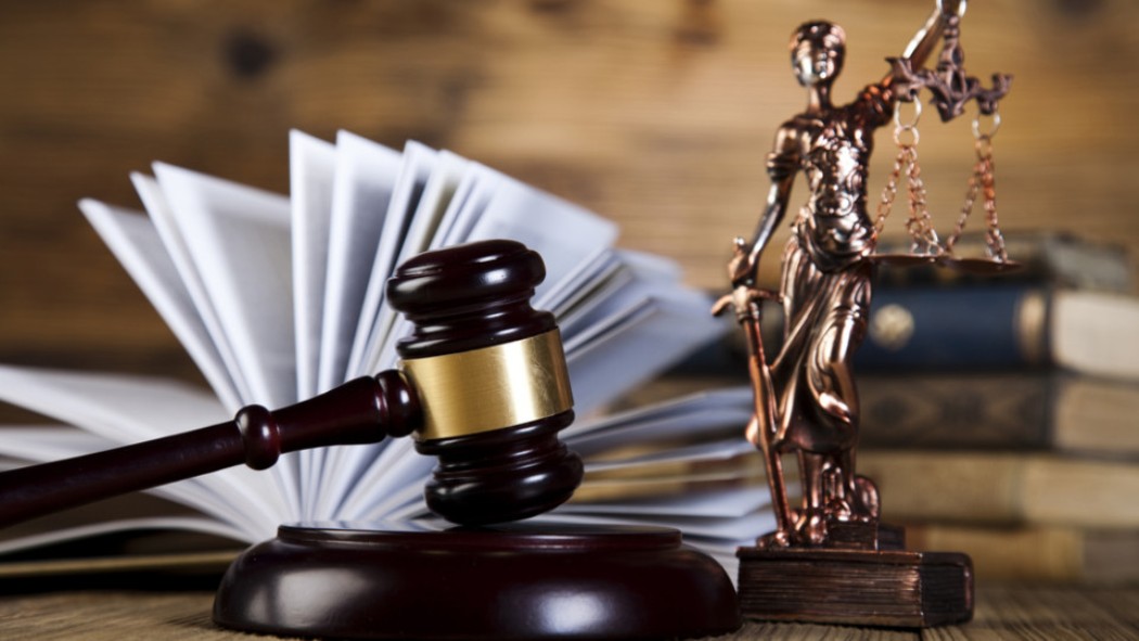 Суд виніс вирок колишньому керівникові поліції Одещини та його спільникам у справі зниклої контрабанди сигарет на митниці