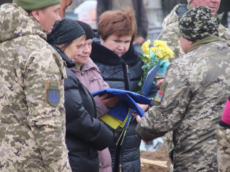 Болград віддав останню шану десантнику Юрію Муляру, життя якого забрала війна