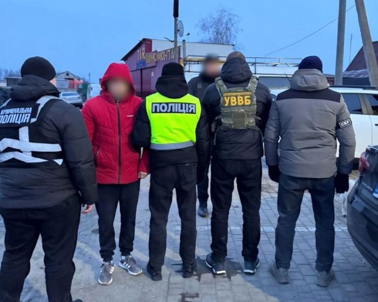 В Одеській області прикордонники припинили діяльність каналу нелегального переправлення чоловіків до Молдови
