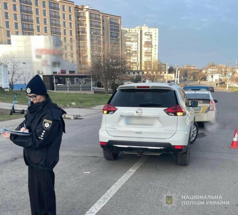 В Одеській області повідомили про підозру водієві, який збив матір із немовлям