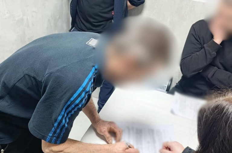 Ув’язнений з Ізмаїльщини ошукав сімох людей на понад 30 тисяч гривень, продаючи в інтернеті неіснуючі дрова