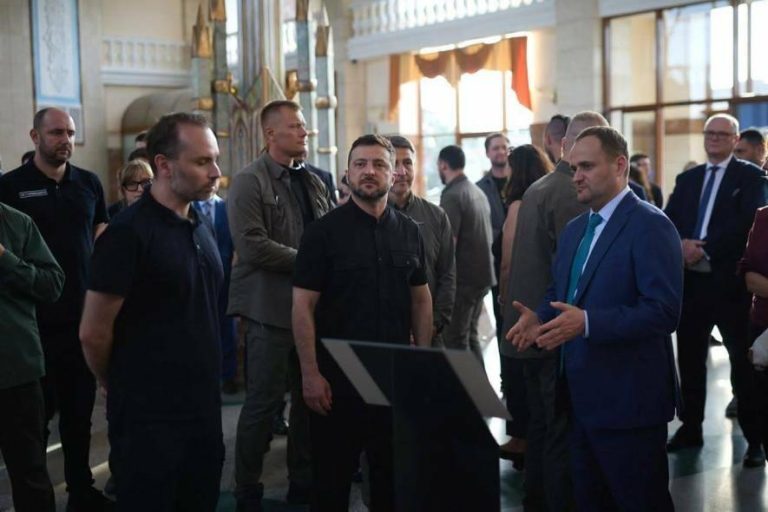 Як Одеса та Дунай врятували логістику України — підсумки Кулеби за 2025 рік — ФОТО