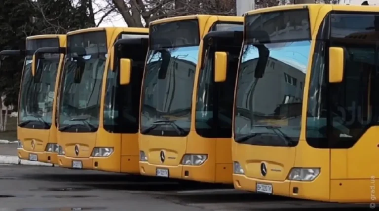 Рух автобусів в Одесі 4 квітня — повний перелік маршрутів і розклад