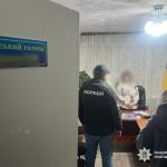 Очільницю Петропавліської громади спіймали на гарячому з 95 тисячами гривень за земельну ділянку