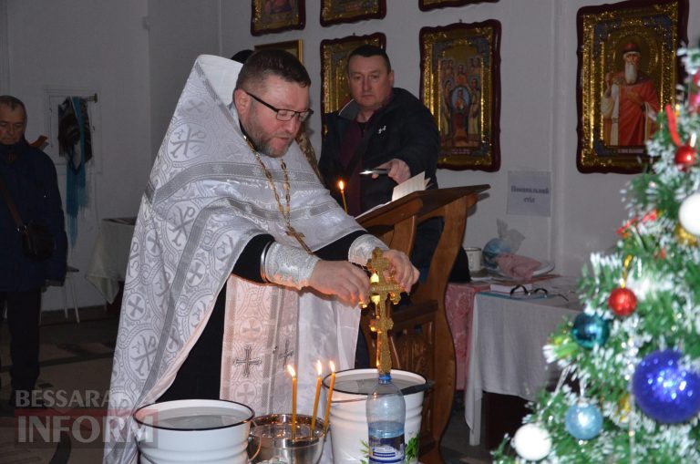 В Ізмаїлі відзначили освячення хрещенської води — віра в кожній краплині