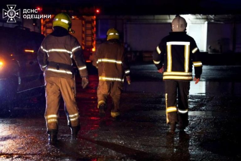На Одещині вогонь знищив 400 м² складського приміщення: підсумки подій за минулу добу — ФОТО
