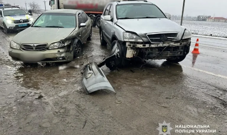До уваги водіїв: на трасі Одеса–Південне через дві аварії утворився затор