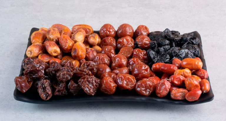 ТОП-7 сухофруктів, які прискорюють схуднення: що обрати на дієті