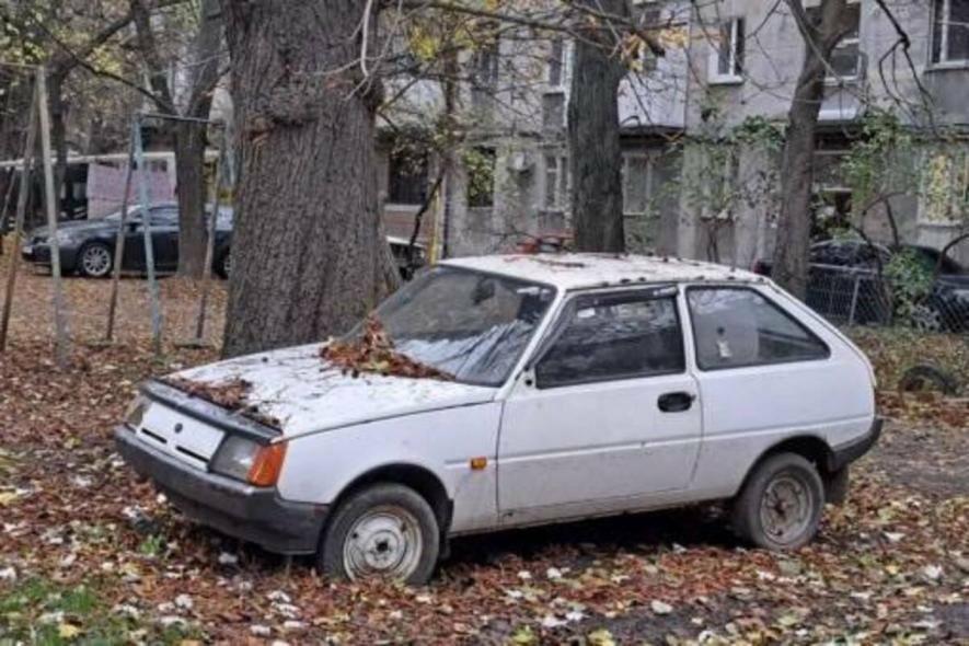 В Одесі в Київському районі виявили 14 безхазяйних автомобілів