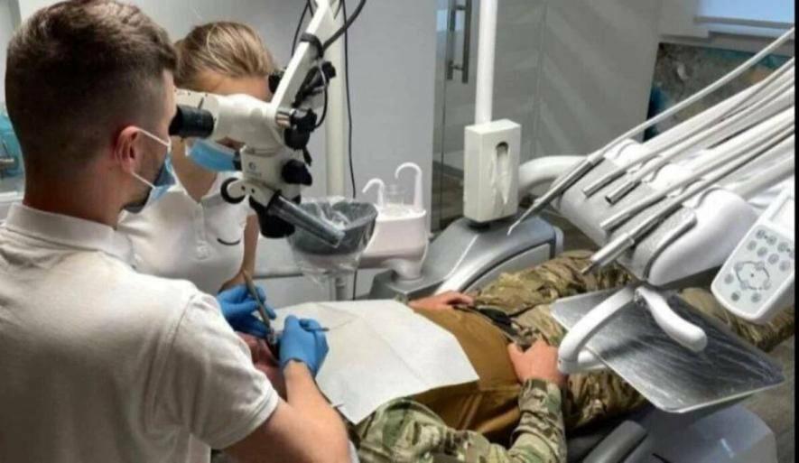 Адреси в Одесі, де захисники можуть отримати безкоштовне лікування і протезування зубів