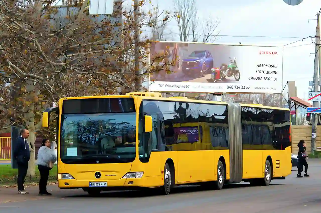 В Одесі стартують два нові безкоштовні автобусні маршрути — куди й коли вони курсуватимуть