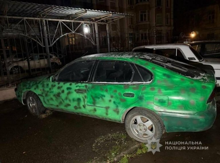У Приморському районі Одеси чоловік підпалив автомобіль за винагороду