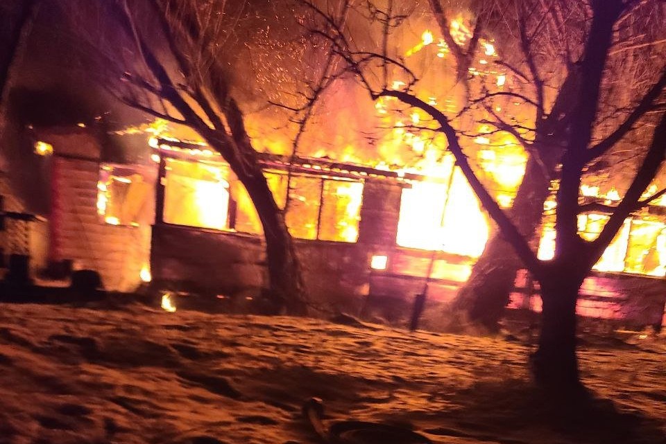 Масштабна пожежа в Вилковому повністю знищила відомий готельний комплекс