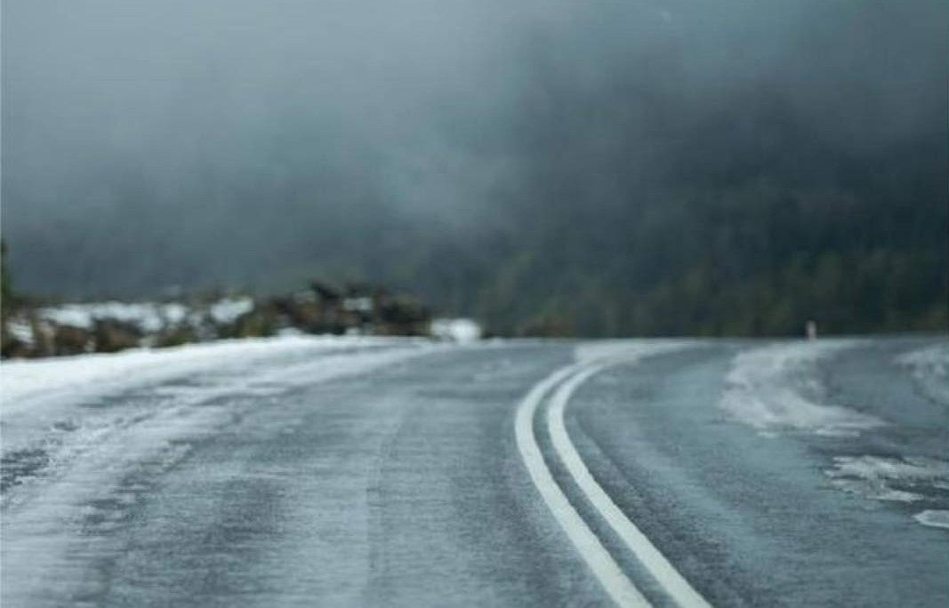 Ожеледиця на дорогах Одещини: водіям оголосили попередження