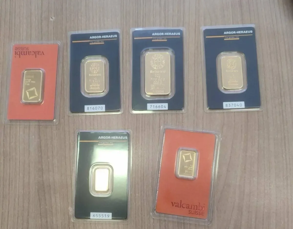 Прикордонники зірвали контрабанду в автобусі Одеса — Кишинів: вилучено шість золотих злитків