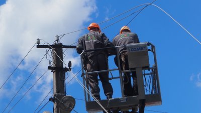 В Одещині завершили ремонт аварійної ділянки, невдовзі відновлять електропостачання