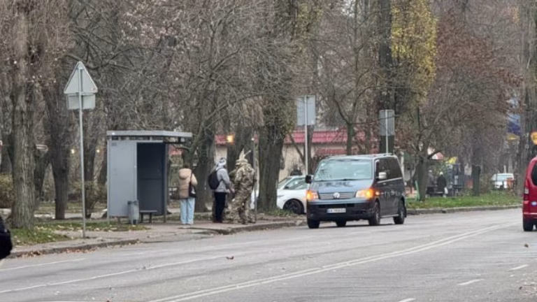 Чоловік поранив ножем військового в одеському ТЦК