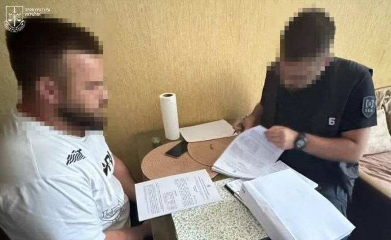 В Одесі судитимуть посадовців за привласнення коштів наркозалежних — ФОТО