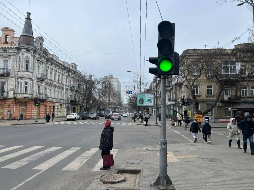 В Одесі повернули до ладу світлофори, пошкоджені вандалами — ФОТО