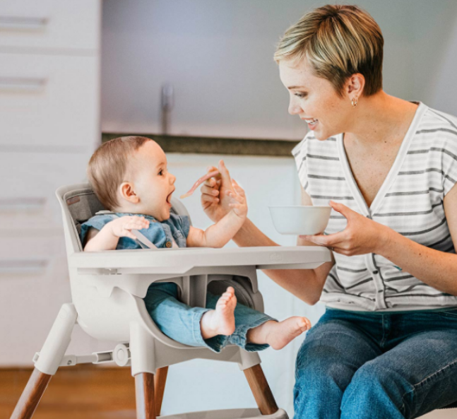 Как приучить малыша спокойно сидеть в стульчике для кормления