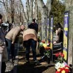 В Одесі на Алеї Героїв увіковічнили імена ще 24 захисників у четверту річницю стійкості (фото)