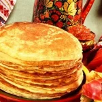 У центрі Одеси влаштують Масницю з млинцями, оркестром і козацькими розвагами