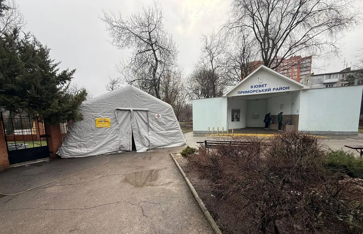 В Одесі відкрили додаткові «Пункти незламності» — місця для обігріву та зарядки гаджетів (фото)