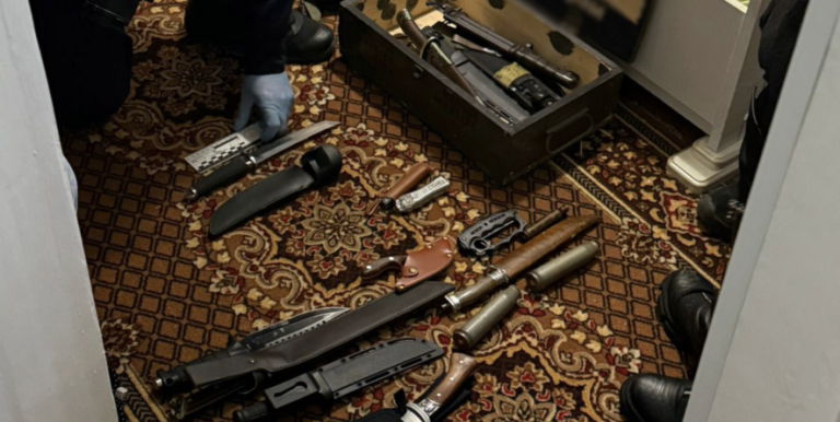 Чоловіка затримали на Одещині за ножовий удар у живіт місцевого жителя — ФОТО